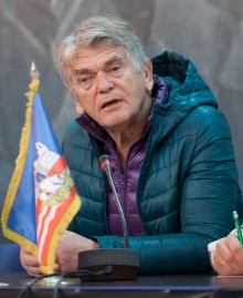 Piter Roihlsler producent filma "Odlazak na plažu" na konferenciji za novinare 