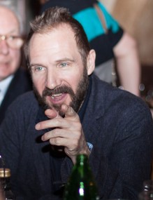Ralph Fiennes, reditelj i glumac filma NEVIDLJIVA ŽENA u restroranu Kalemegdanska terasa