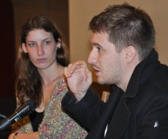 Rok Biček, reditelj flma RAZREDNI NEPRIJATELJ na predavanju na FDUu